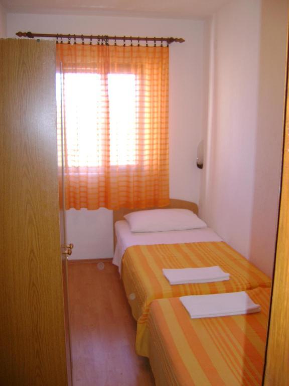 Apartments Mila Bol Kamer foto